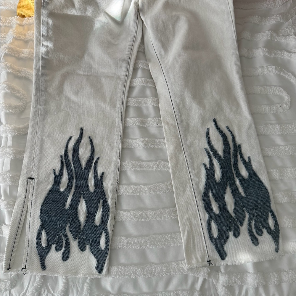BDG White Pants with Denim Detailing - Picture 6 of 15